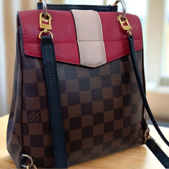 GIVEAWAY 🔥 LOUIS VUITTON LIMITED EDITION RED DAMIER EBENE MINI CLAPTON BACKPACK - Picture 6 of 16
